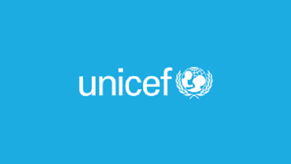 "For over two thirds of Yemenis living in extreme poverty, safe water is now completely unaffordable." - UNICEF (AFP)