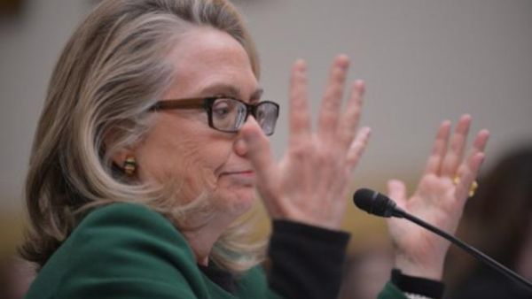 وزيرة الخارجية الاميركية هيلاري كلينتون تدلي بشهادتها امام الكونغرس حول حادث مقتل السفير الاميركي في بنغازي/الخميس/أ.ف.ب