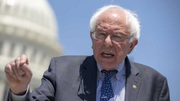  السيناتور بيرني ساندرز