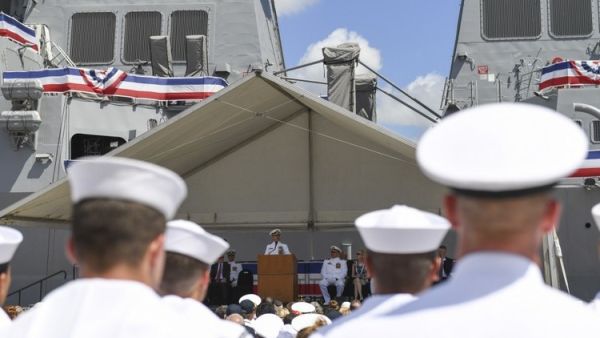 المدمرة الحديثة حاملة الصواريخ "جون فين"