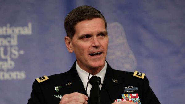 قائد القيادة المركزية الأمريكية، الجنرال جوزيف فوتيل