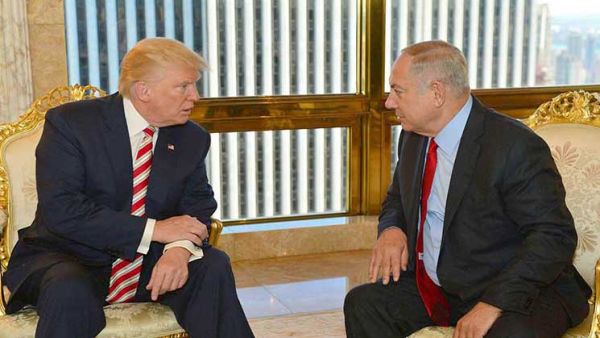 رئيس الوزراء الإسرائيلي، بنيامين نتنياهو والرئيس الأمريكي دونالد ترامب