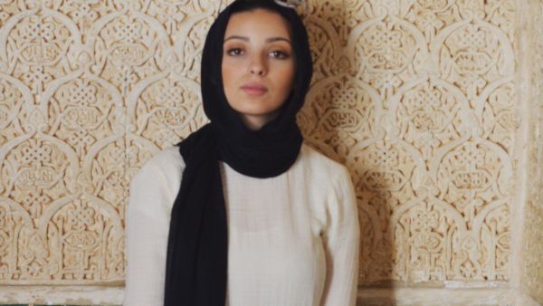 Noor Tagouri has received wide recognition for aspiring to be the first anchor to wear the hijab in the US, from collaborating on clothing lines to giving TEDx talks. (Twitter)