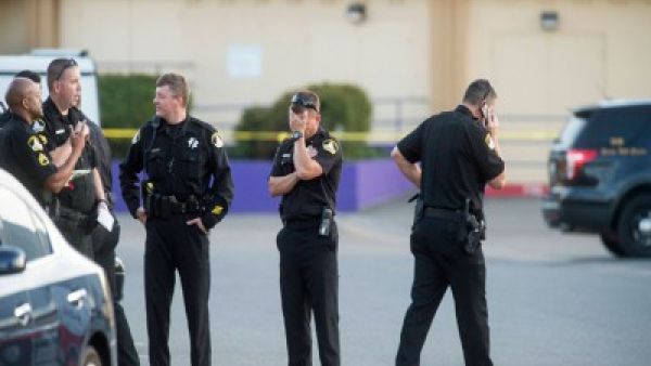 اعتقال المشتبه به بقتل الشرطيين بعد مطاردة عنيفة استمرت لساعات