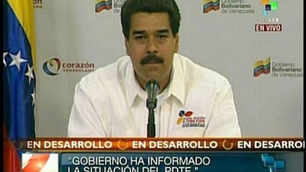 رئيس فنزويلا يتهم البرلمان بالخيانة