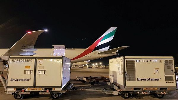 كثر من 1.8 جرعة لقاح نقلتها الإمارات للشحن الجوي على رحلة خاصة "تشارتر" من ميلانو إلى مطار بيلو هوريزنتي في البرازيل