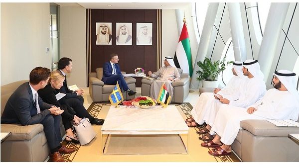 خلال الاجتماع