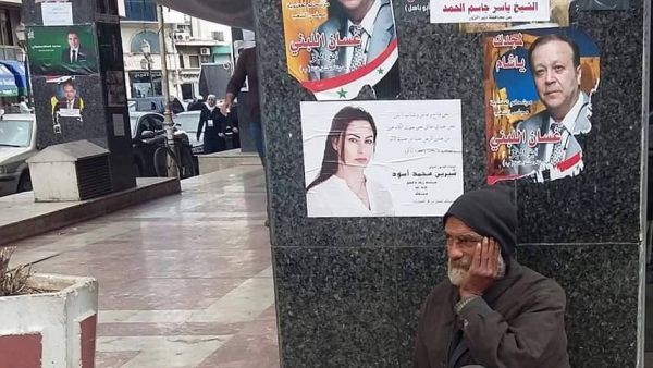 حوّل النظام "المؤسسة العسكرية السورية" إلى ميليشيات منزوعة الإرادة 