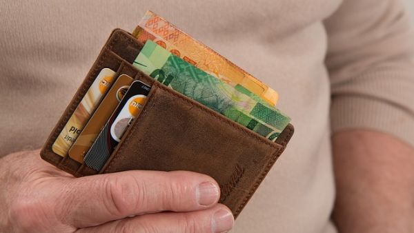 While cash remains king in the UAE, consumers are becoming less reliant on paper money. (File photo)