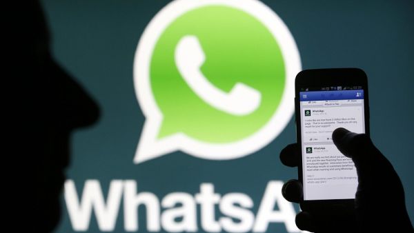 سعودي يزوج ابنته بسبب الواتس اب