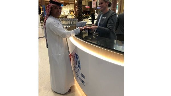 إذا كنت تحلم بالسفر مع عائلتك إلى الأردن لزيارة البتراء، المدينة القديمة المحفورة في الصخر، أو حضور مهرجان برشلونة في إسبانيا مع الأصدقاء، فما عليك إلا التسوق في سيتي سنتر الشارقة وسيتي سنتر عجمان.