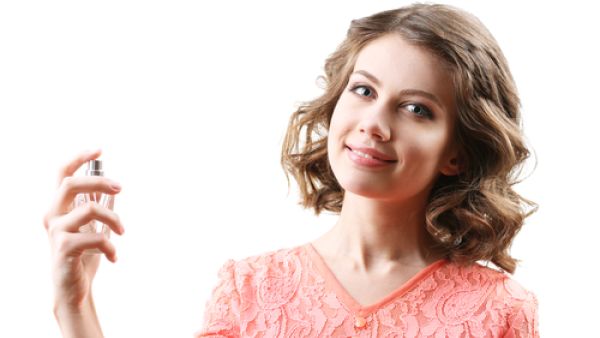 أفضل الأماكن لرش العطر على الجسم هي أماكن النبض
