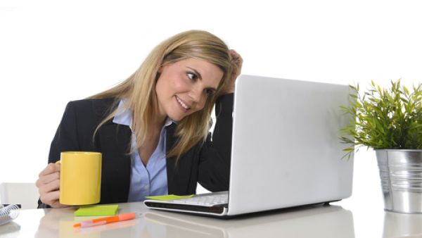 ساعات العمل الطويلة تؤثر على القلب