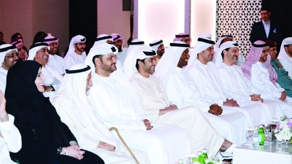 عبد العزيز النعيمي خلال إطلاق الاستراتيجية أمس في عجمان.