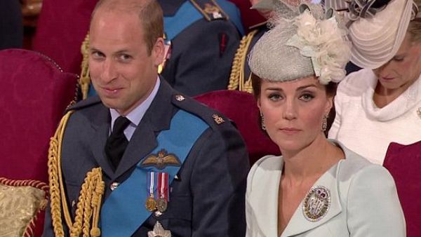 Prince William with his wife (Twitter) 