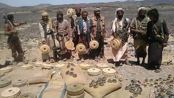 مقتل 13 "حوثيا" وجندي بالجيش في معارك بتعز اليمنية