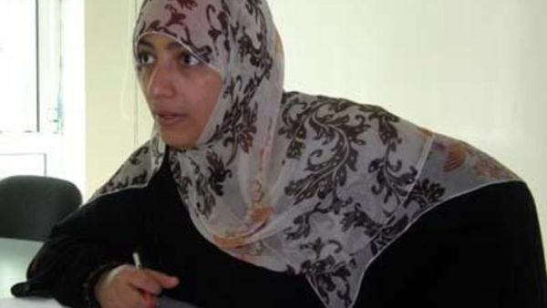 الناشطة المعارضة اليمنية الحائزة جائزة نوبل للسلام توكل كرمان
