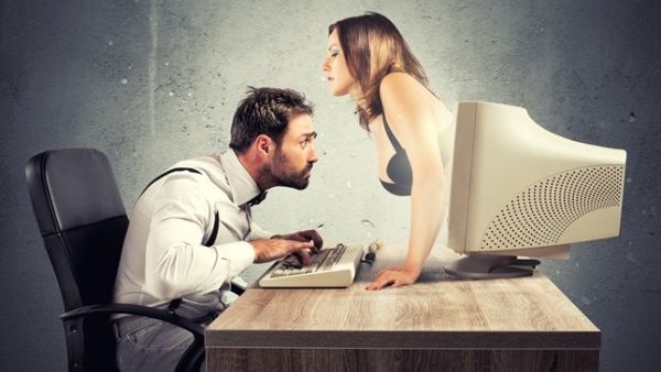 Social media blackmailers could face imprisonment of up to ten years and a fine of almost $70,000 USD if convicted in the UAE.  (Shutterstock)