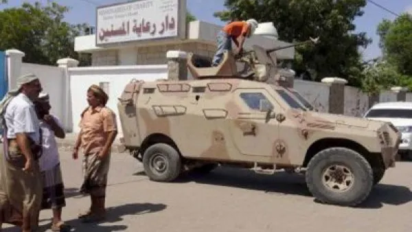 مسلحون هاجموا دار المسنين في عدن وقتلوا 15 شخصا على الاقل