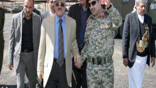 صالح يلوح بالتنحي لصالح ابنه 