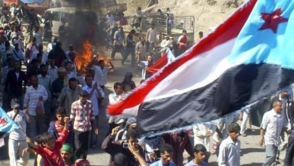متظاهرون مؤيدون للحراك الجنوبي في شوارع مدينة الضالع جنوب اليمن
