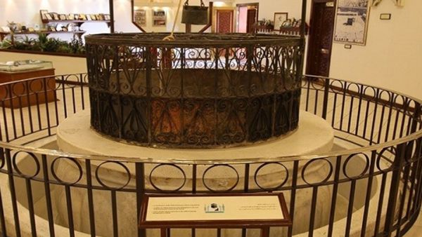 بئر زمزم يضخ 17 ليترا في الثانية الواحدة - أرشيف