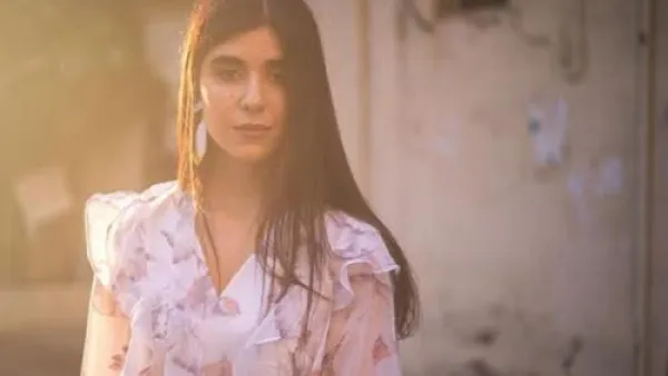 نجمة مسلسل طريق الشابة اللبنانية  "زينة مكي" 