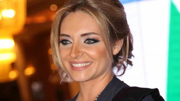 الإعلامية زينة يازجي