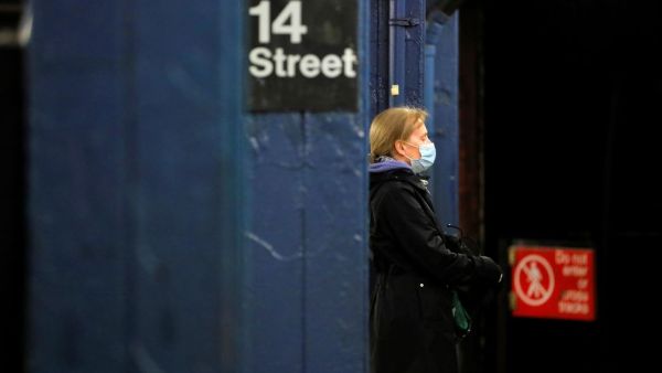 ترامب يتعامل مع الكارثة كتاجر