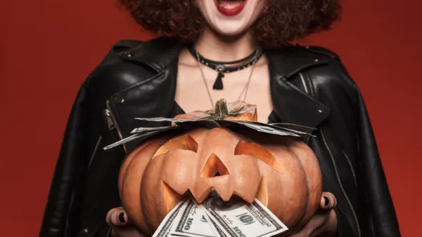 Halloween’s 8 Most Expensive Outfits! 
