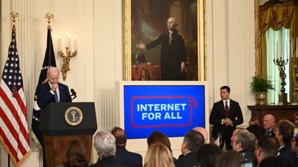 US launches nationwide internet accessibility effort