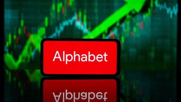 Google Cloud, Ads boost Alphabet net profits