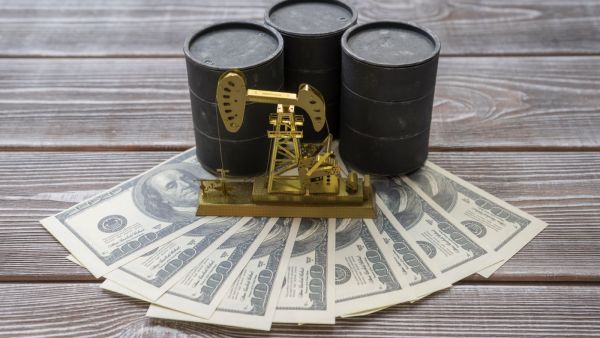 Oil prices up on supply worries, US demand forecasts