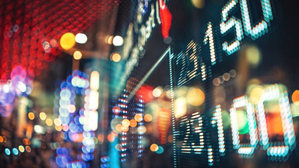 Stocks worldwide track Wall Street rally, gold prices up