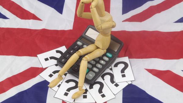 Employment, wages up in UK labor market