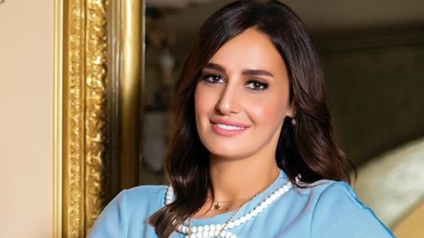 حلا شيحة