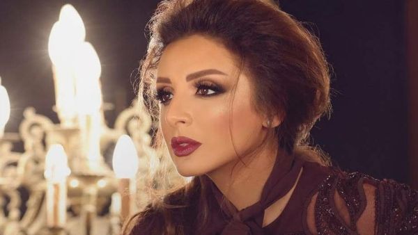 الفنانة أنغام