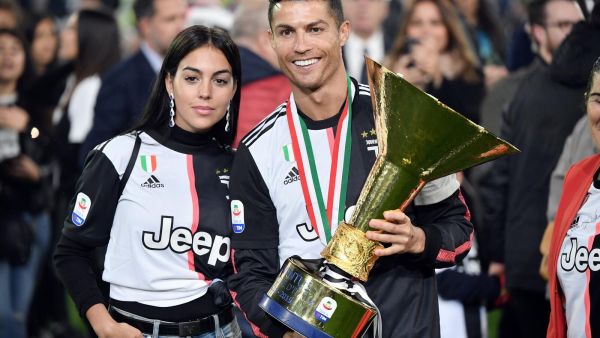 Saudi bends marriage law for Ronaldo