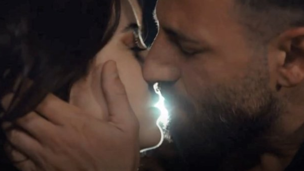 Nicolas Mouawad and Sara Abi Kanaan make out on TV