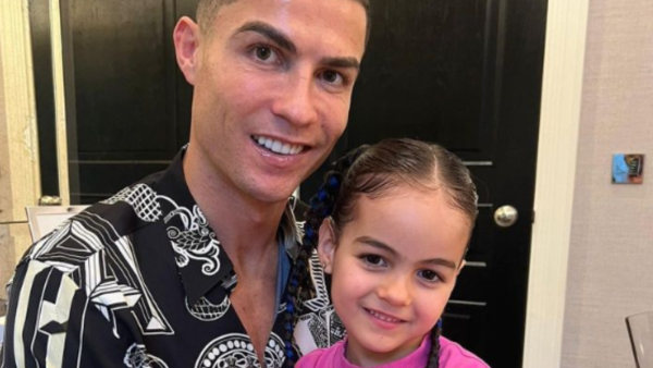 Ronaldo's daughter now speaks Arabic