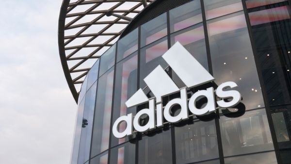 Lebanon: Economic Crisis Forces Adidas Along Other Brands to Shut Down