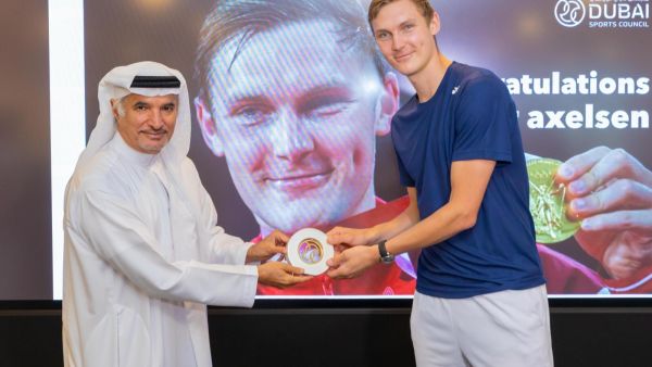 Badminton champion Axelsen celebrates his Tokyo Olympic gold in Dubai Sports Council