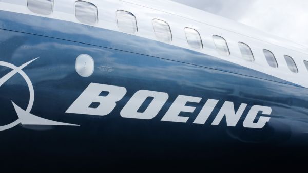 Southwest Airlines Buys 100 Boeing 737 MAX Jets