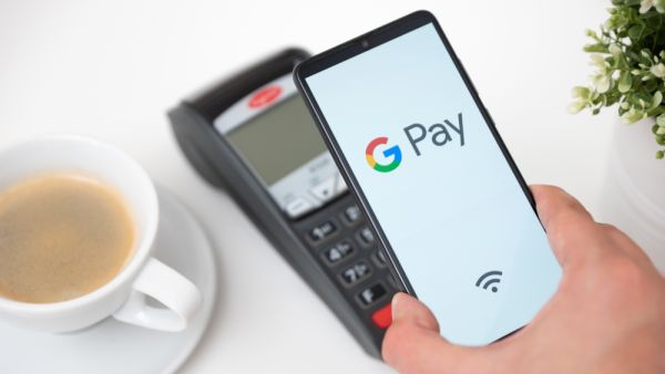Google Ends Plan to Offer Bank Accounts to Users 