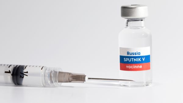 الجزائر تنتج لقاح Sputnik V الروسي محليًا ابتداءً من سبتمبر