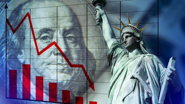 Dollar Slips Amid Rising COVID-19 Recovery Concerns