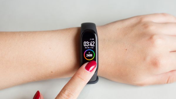 Xiaomi Unveils New Improved Fitness Tracker in UAE