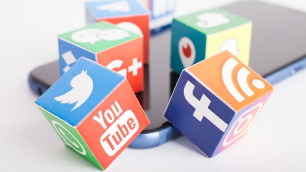Tech This Week: Facebook Refriends Australia, Clubhouse Chats Leaked, New Features on Spotify, Twitter, Netflix, 