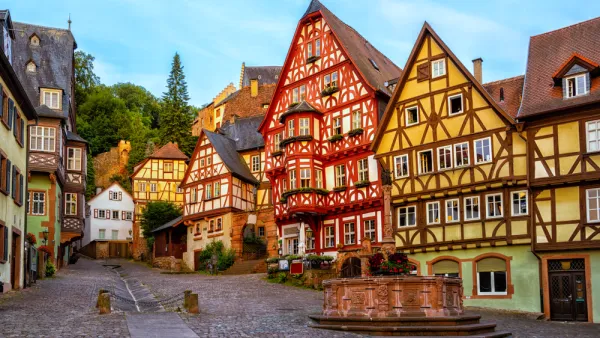 German Industry Projects Slight Increase in Production