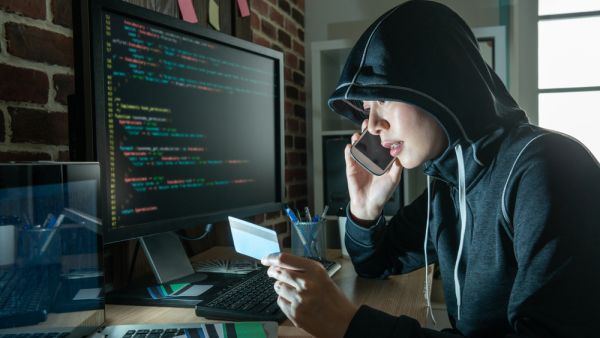 Be Aware of Fraudsters Posing As Bank Officials Requesting Customer Details